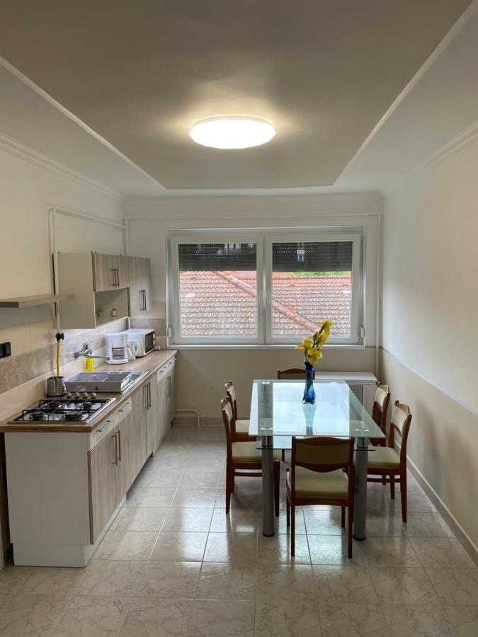 Pingvin Cukraszda Apartman Felso Szint Balatonmáriafürdő Exterior foto