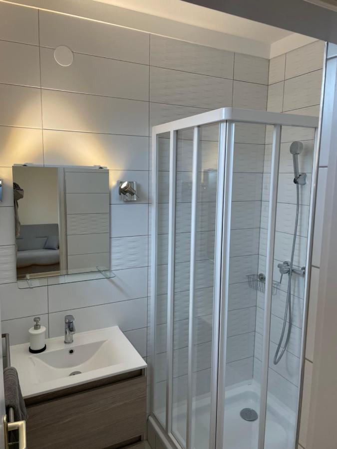 Pingvin Cukraszda Apartman Felso Szint Balatonmáriafürdő Exterior foto