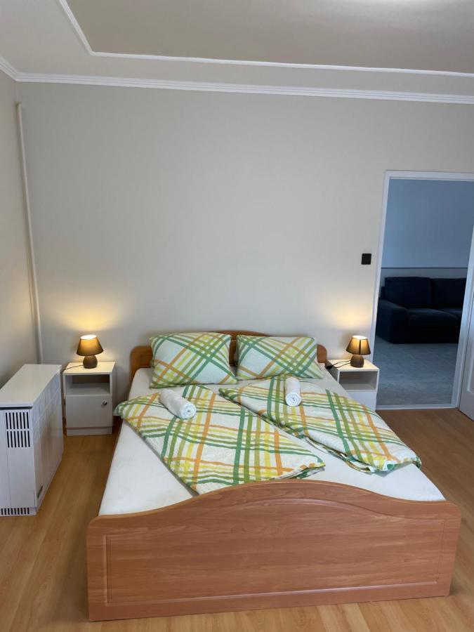 Pingvin Cukraszda Apartman Felso Szint Balatonmáriafürdő Exterior foto